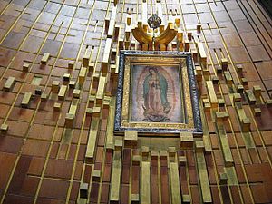 English Original image of Our Lady of Guadalupe Español Imagen original de la Virgen de Guadalupe Photo credit Wikipedia