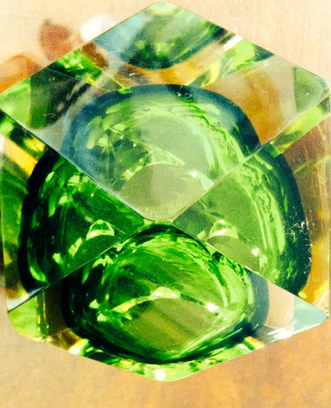 prisma verde cristal